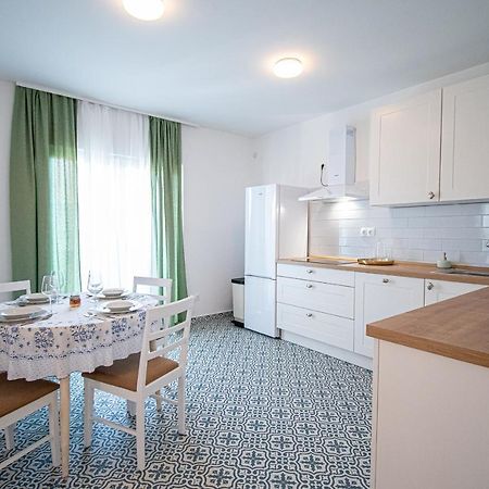 Apartment Nikola Кастель-Нови Экстерьер фото